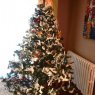 Weihnachtsbaum von Társila (Decorado con papel reciclado) (Pontevedra, España)