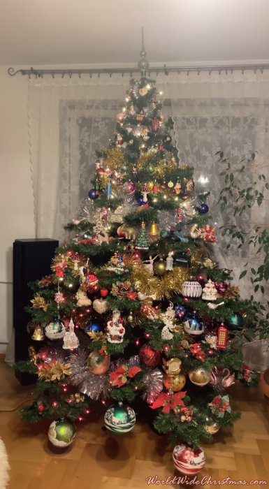 Traditional Christmas tree from Poland (Ostroleka, Poland)