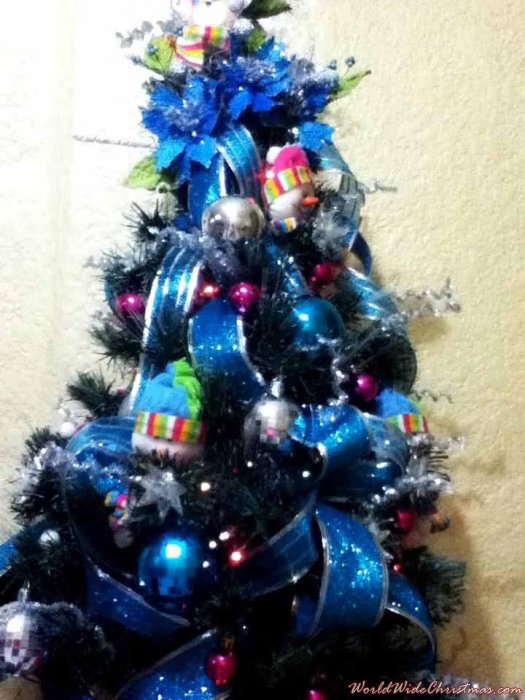 Rosy Molina's Christmas tree from Tucson, Arizona, USA