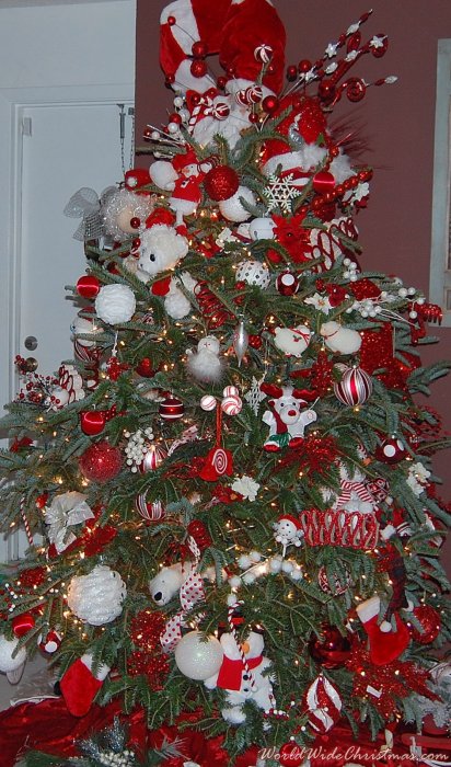 Red and White Lots of fun Christmas tree (Boca Raton, FL)
