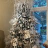 Weihnachtsbaum von Lisa Delahoussaye (Festive Flairs) (Lafayette LA, USA)
