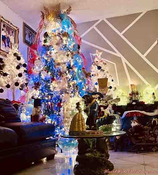 Xavier & Linda Christmas Tree 2022 (NY,USA)