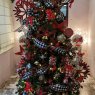 Weihnachtsbaum von CARLOS'  Red Forest Christmas (Mexico City)