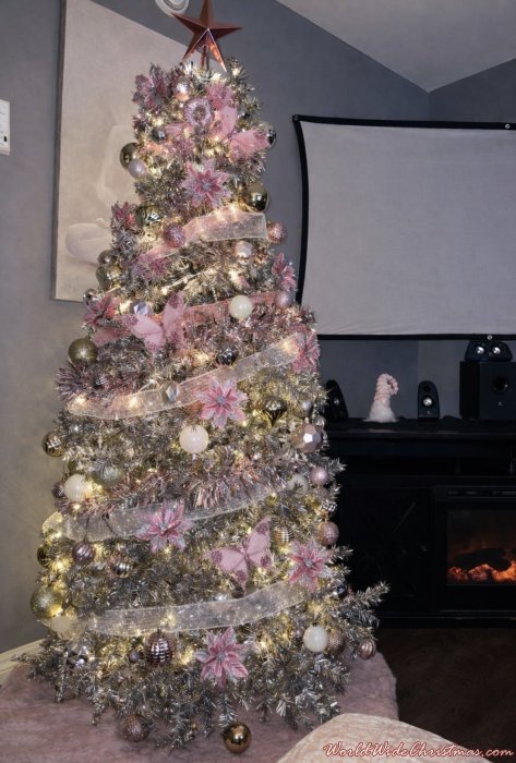 DOLLHOUSE CHRISTMAS TREE (Canada , US)